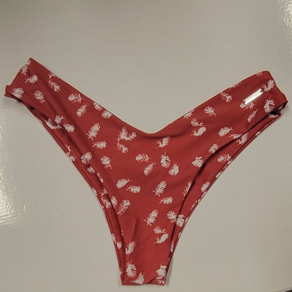 blackbough Red Feather print Bikini bottom size S - Picture 2 of 10